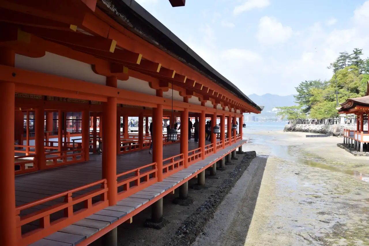 厳島神社